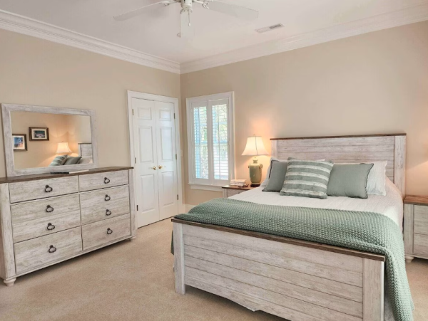 Luxury 5 Bedroom Beach Home- Steps to Beach